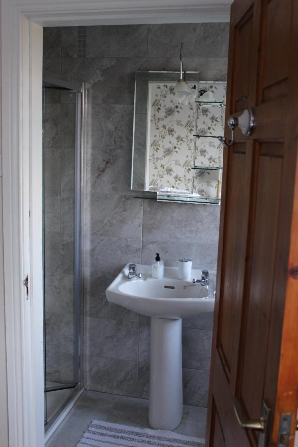 O' Sullivan'S B & B Kilclogherane エクステリア 写真