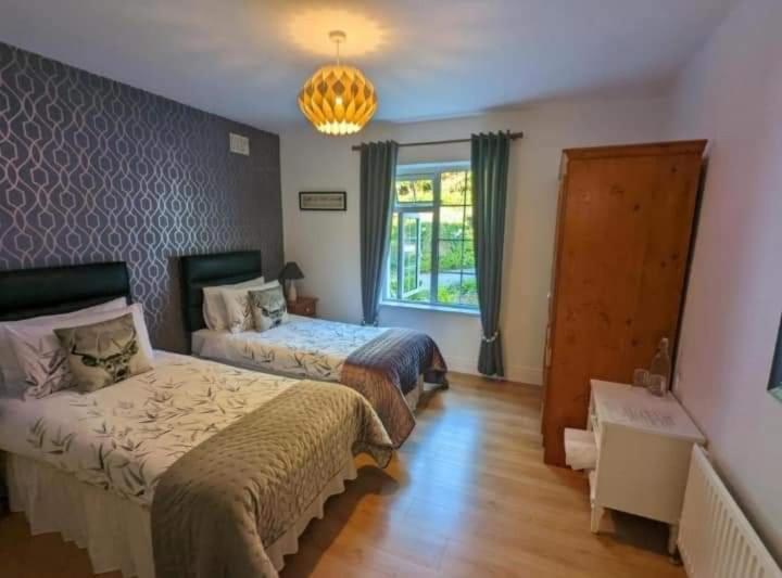 O' Sullivan'S B & B Kilclogherane エクステリア 写真